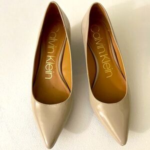 Calvin Klein Woman Shoes size 8